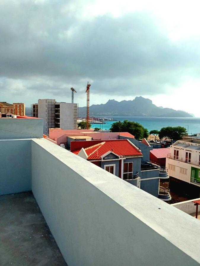 מינדלו Apartamentos Beira-Mar מראה חיצוני תמונה
